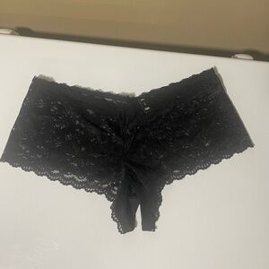 Open Gusset Cheeky Panty Lace Black